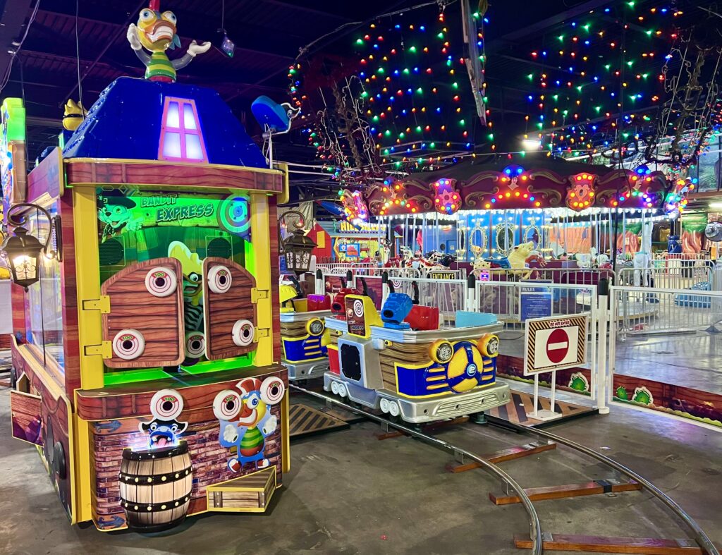 Arnold's Family Fun Center - Rides