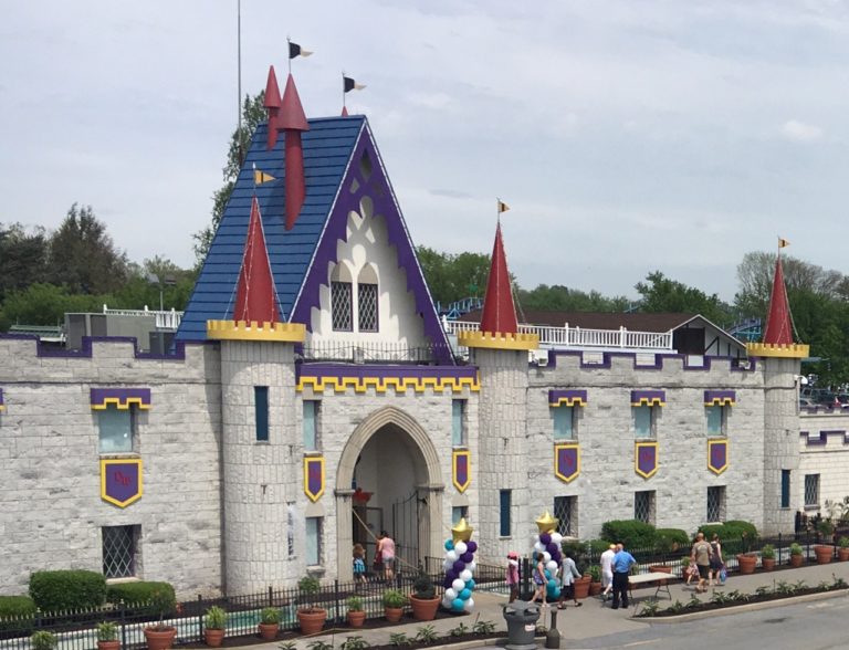 My Top Ten Tips for Dutch Wonderland - Been There Done That with Kids