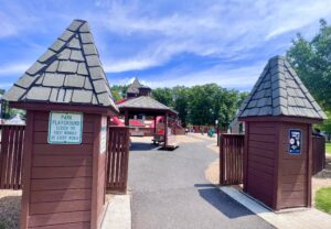 Manderach Memorial Playground Entrance