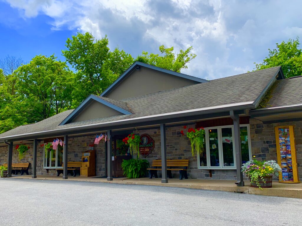 Indian Echo Caverns Building