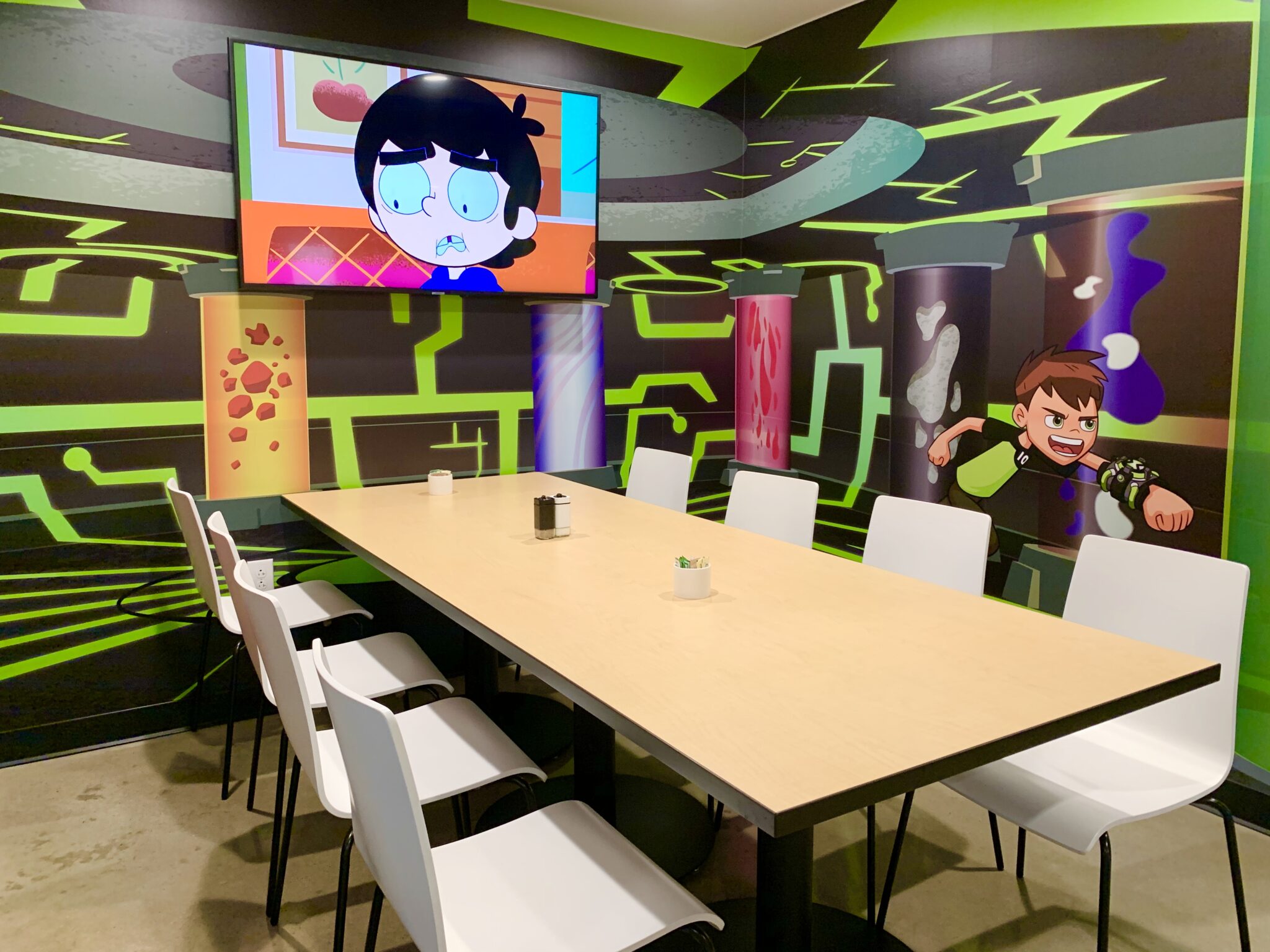 Cartoon Network Hotel - Lancaster, PA - Been There Done That with Kids