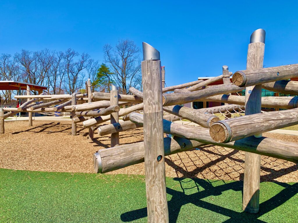 Lubber Run Park Climbing Logs