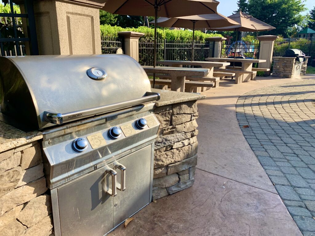 Eden Resort Grill and Picnic Tables