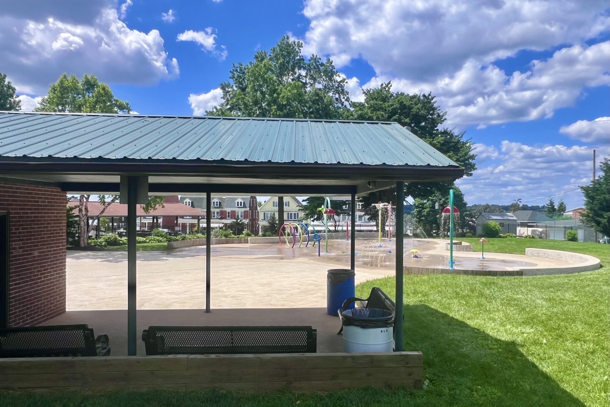 Red Lion Splash Pad Shade Been There Done That with Kids