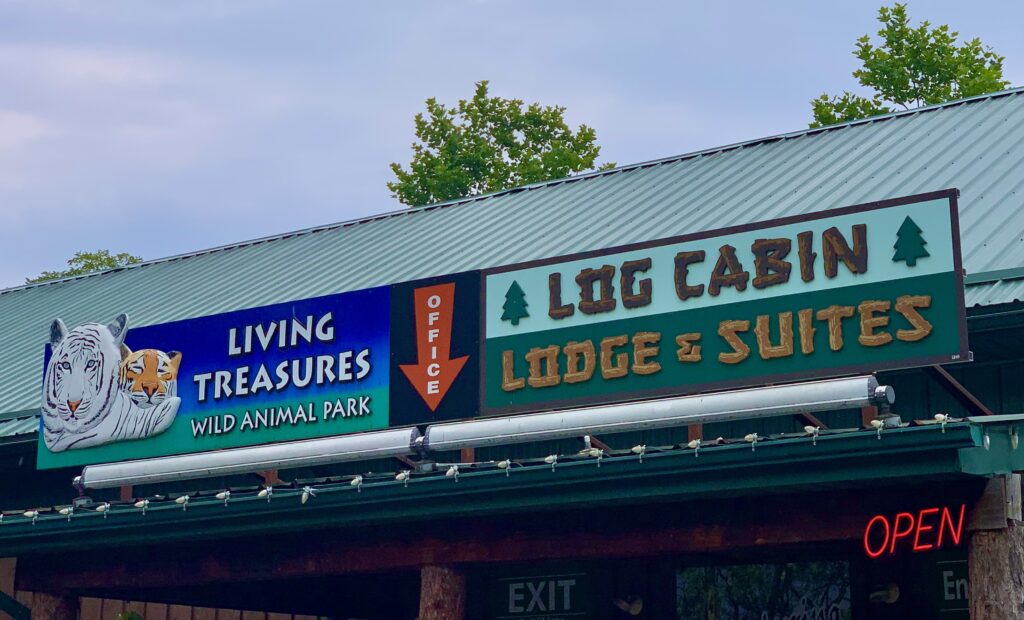 Living Treasures Sign