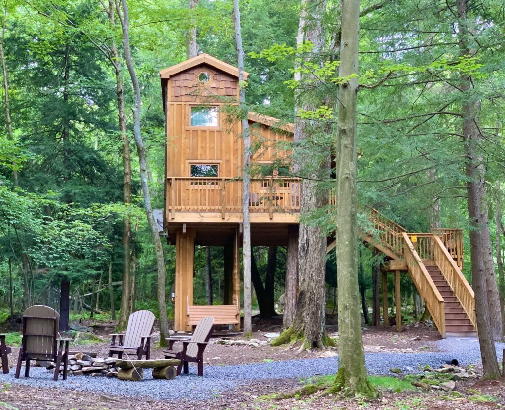 Ellas Enchanted Treehouse