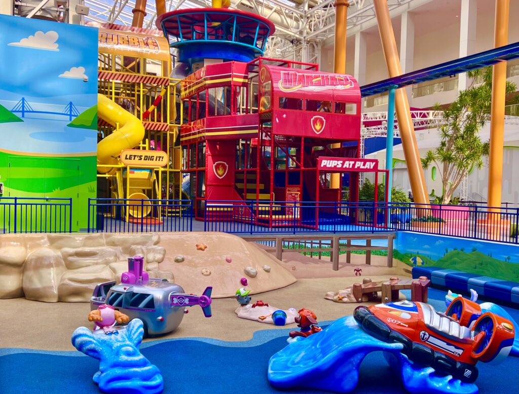 Nickelodeon Universe - Paw Patrol Hero Academy