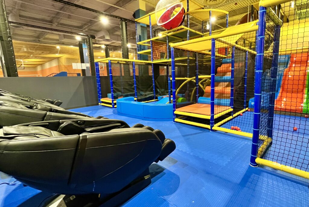 Round 1 Kids Play Area