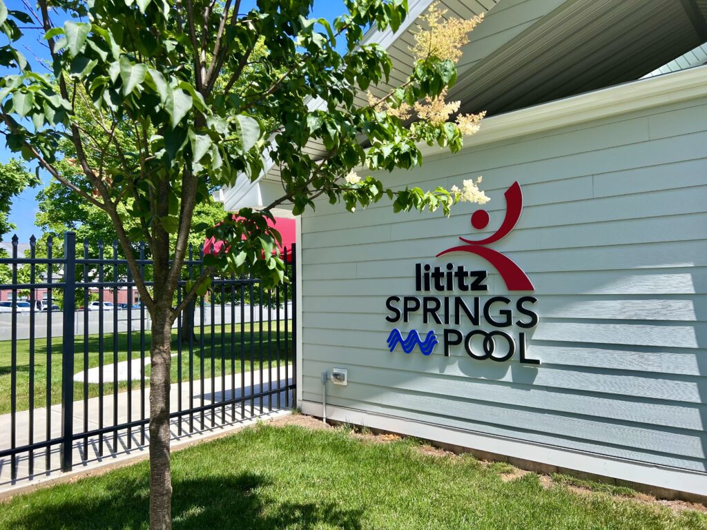 Lititz Springs Pool Sign
