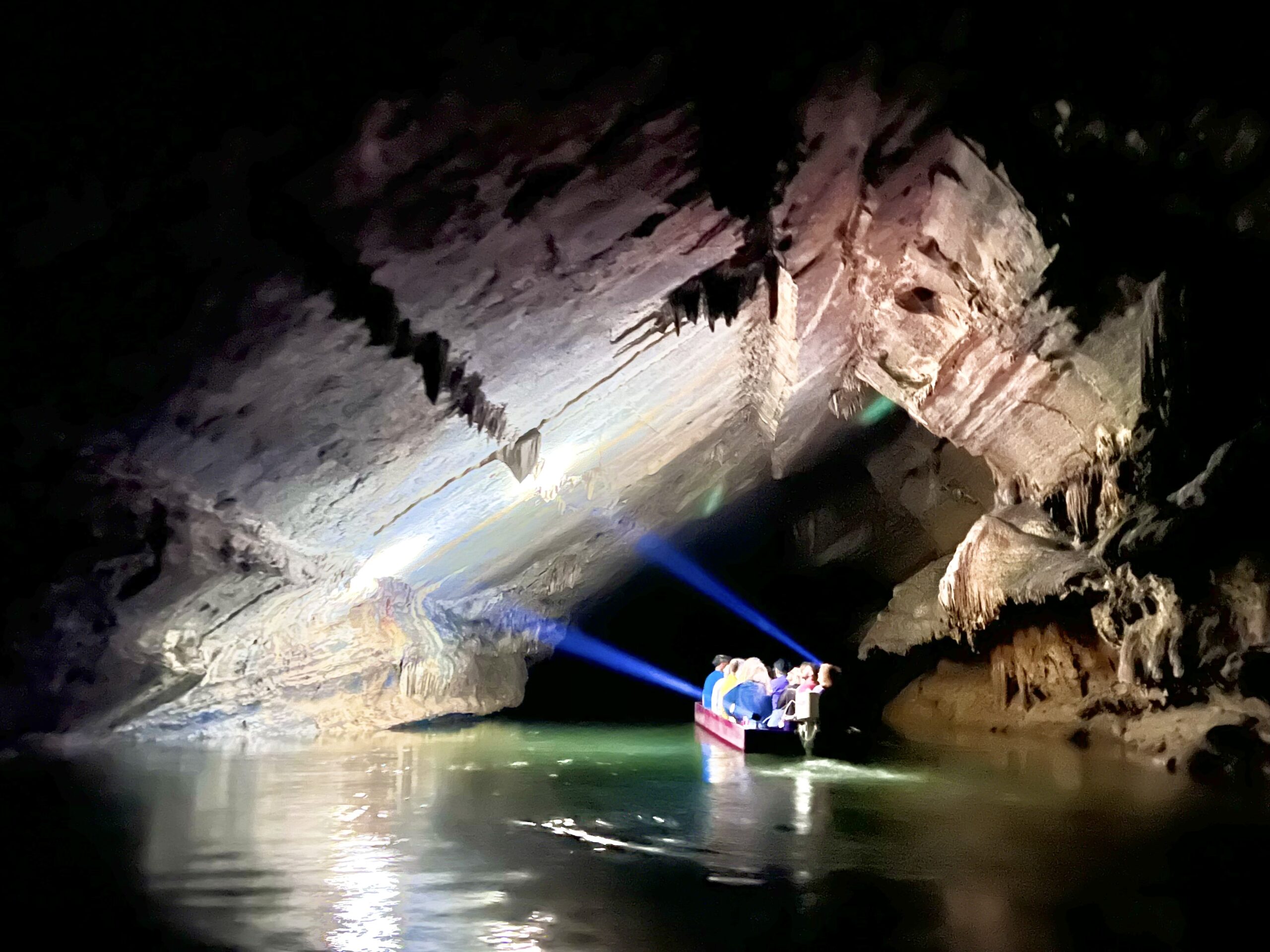 pa cave tour by boat