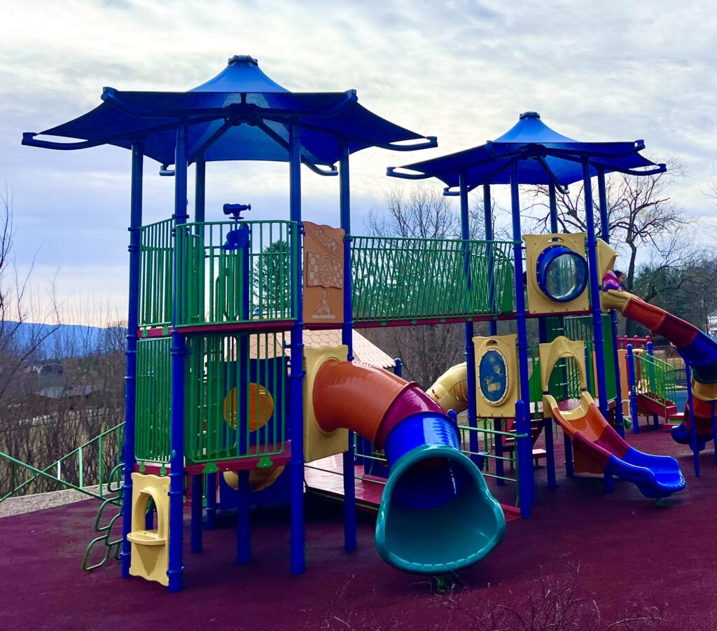 W.O. Riley Park Large Play Structure