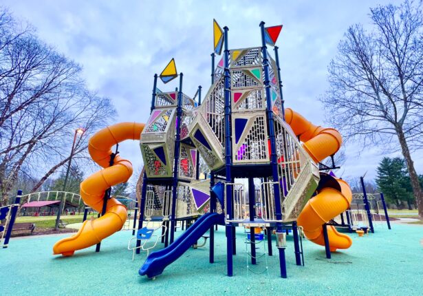 Pinecliff Park Playground