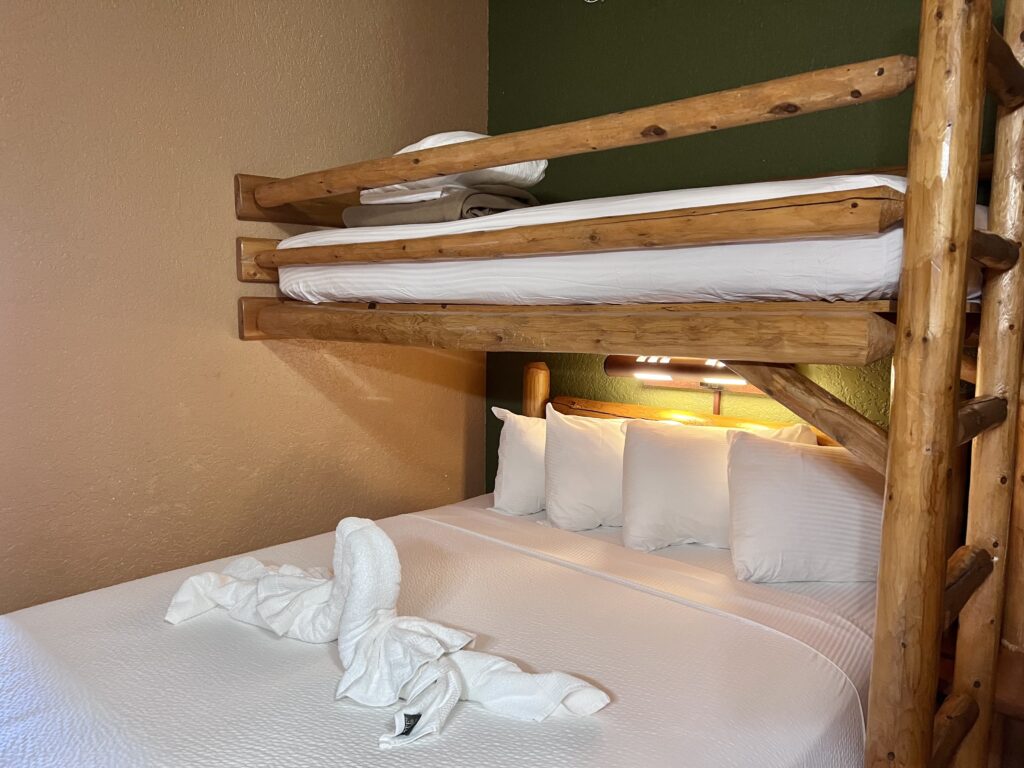 Wilderness at the Smokies - Bunk Bed Suite