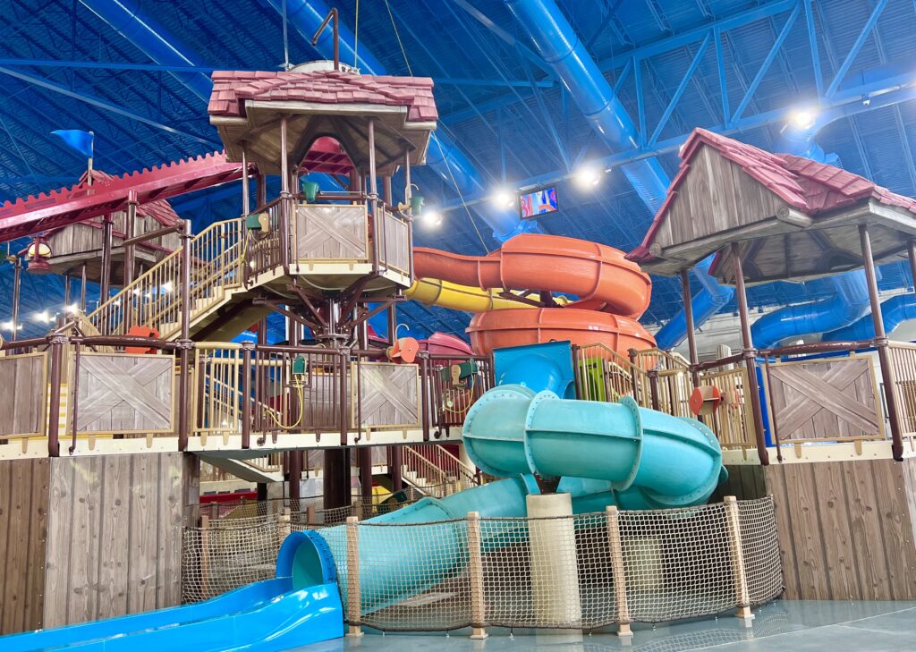 Great Wolf Lodge - Perryville - Slide Structure