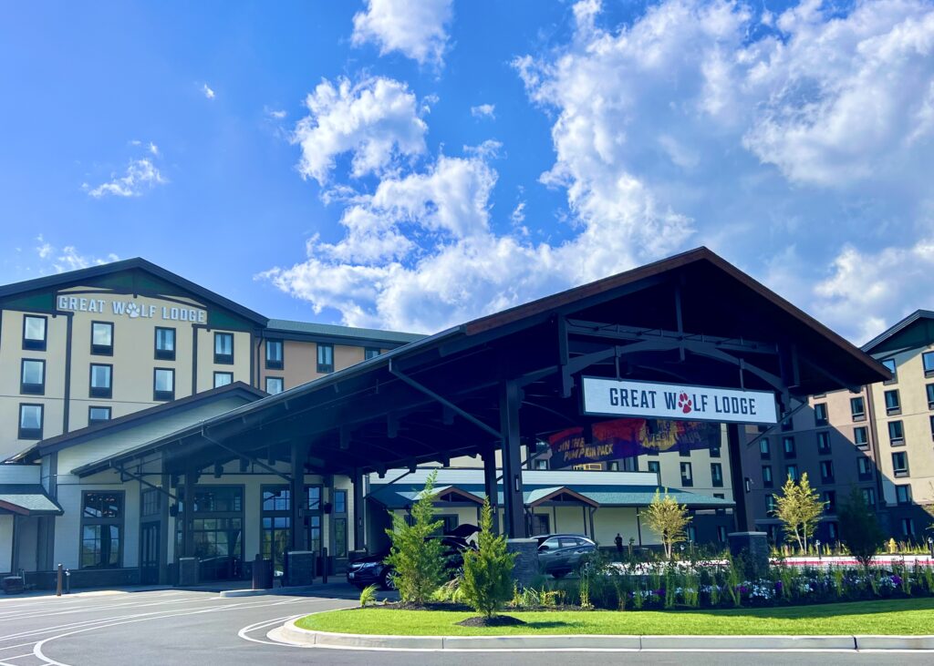 Great Wolf Lodge - Perryville - Building