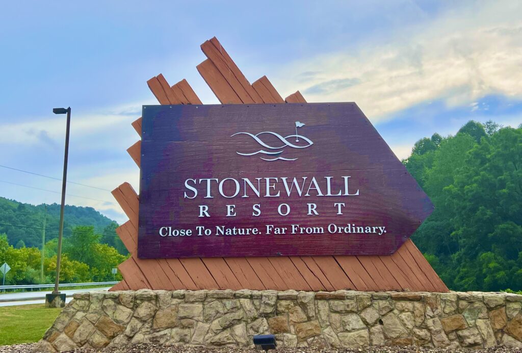 Stonewall Resort Sign